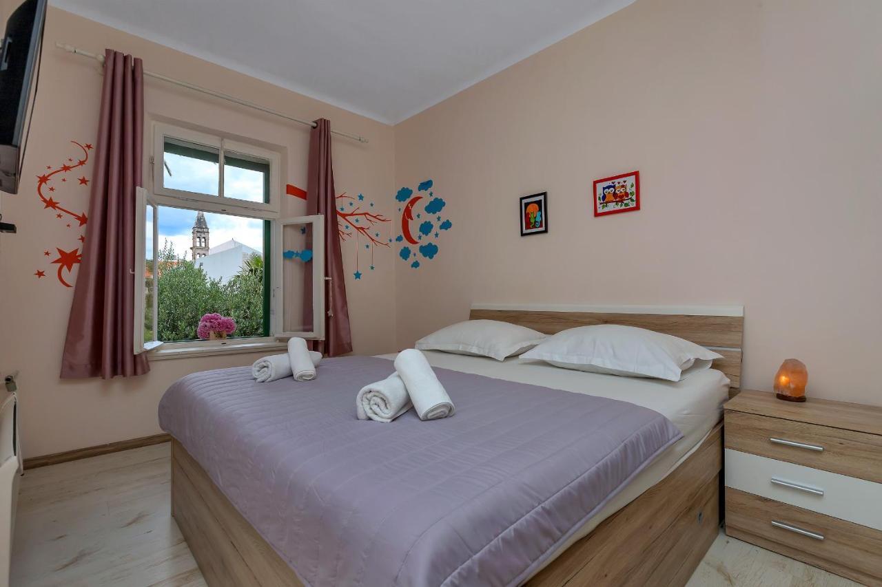 Apartman Montana, Town Centre Makarska Buitenkant foto