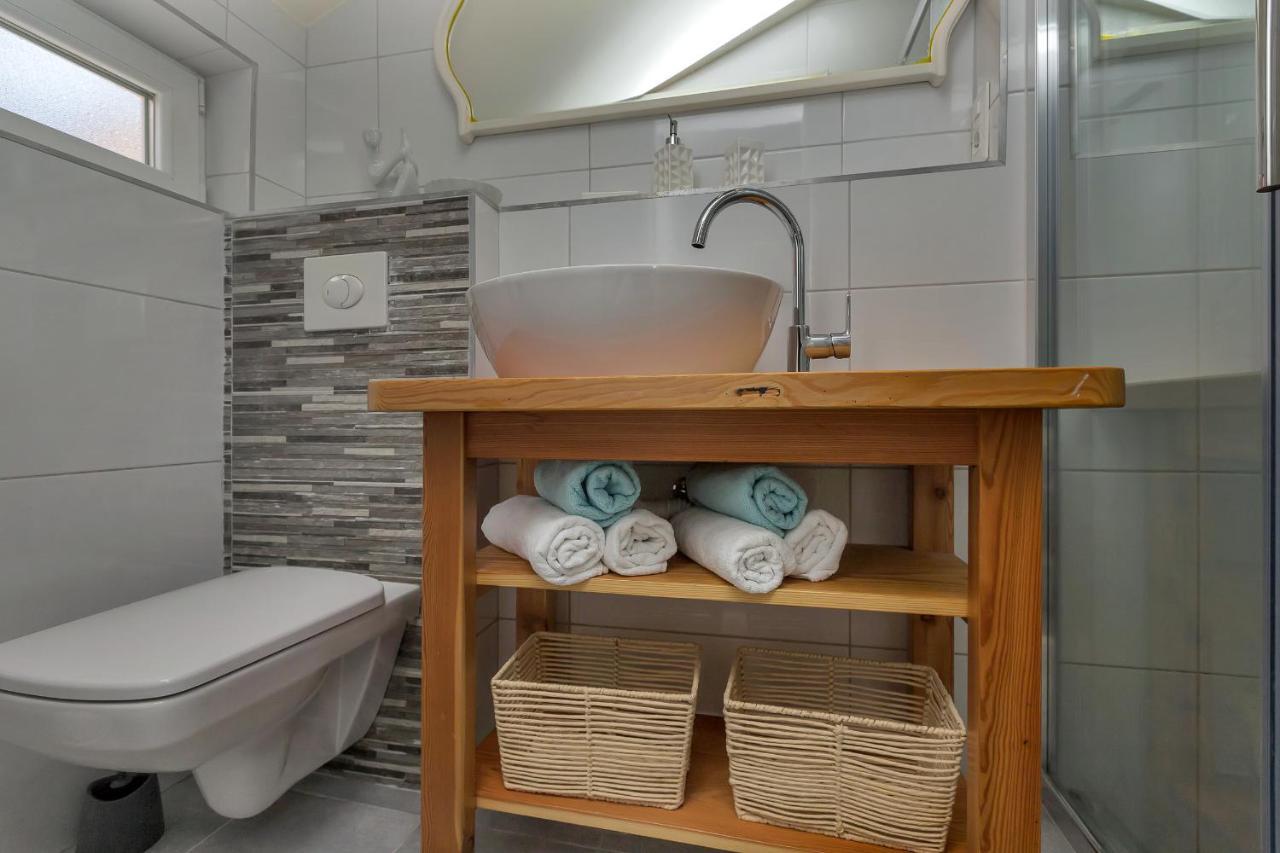 Apartman Montana, Town Centre Makarska Buitenkant foto
