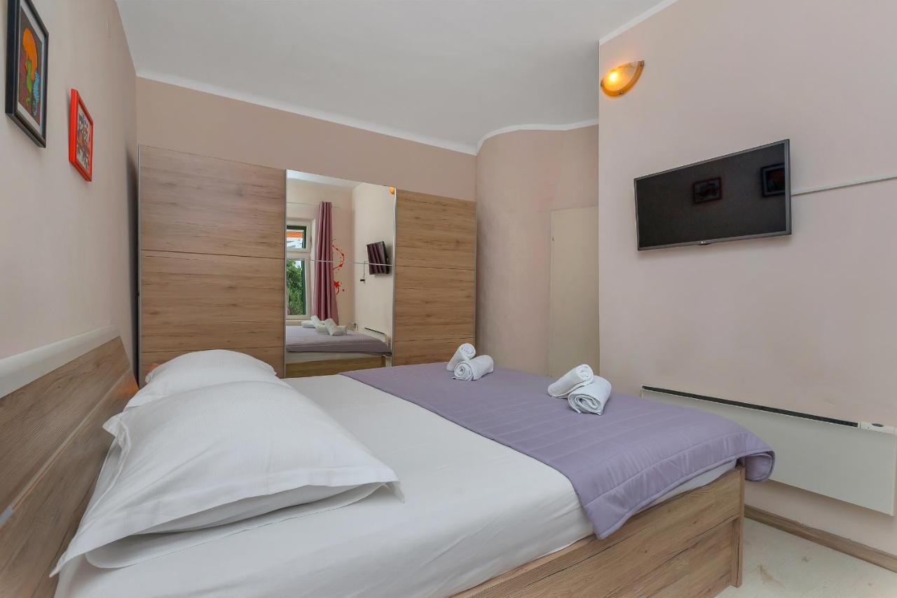Apartman Montana, Town Centre Makarska Buitenkant foto